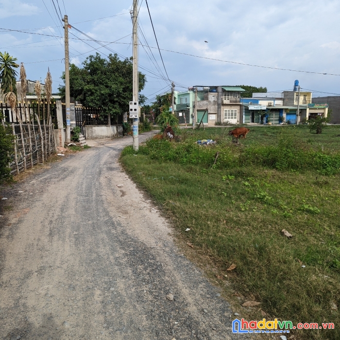 Chính chủ cần bán lô đất thổ cư gần khu công nghiệp, kdc đông đúc cách tl9 400m