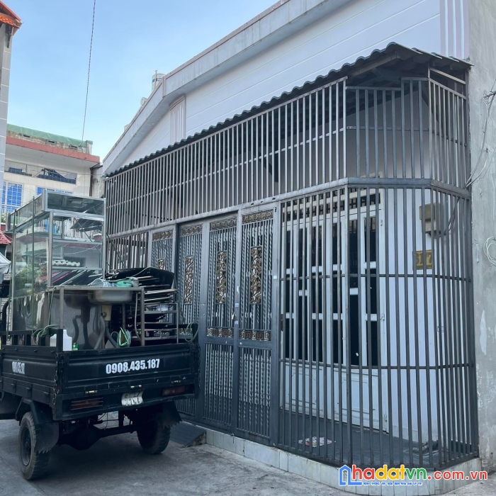 Hẻm xe tải khu bàn cờ phường tân thành, 10x10m, 1 trệt 1 lầu
