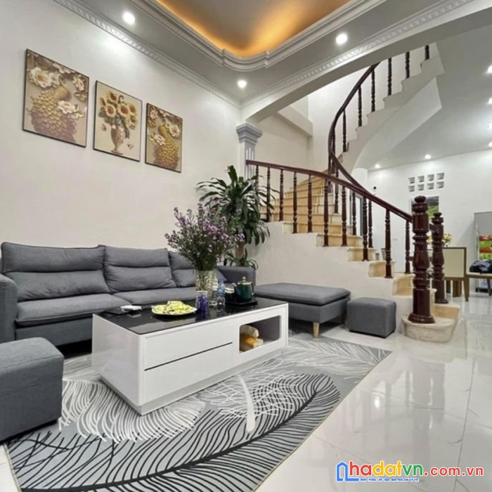 44 trần thái tông - 43m2 - nhà mới ở luôn - 4.5 tỷ