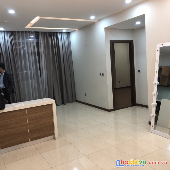 Cho thuê căn 2pn full đồ - tràng an complex- phùng chí kiên- cầu giấy