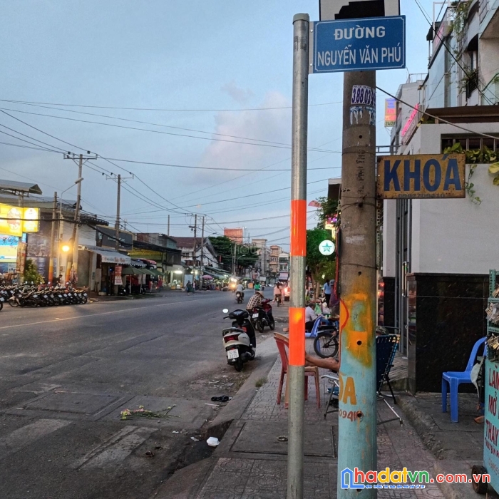 Nhà bán siêu rẻ ngay chợ hoa tươi đầm sen ,nhà chung cư lạc long quân ,p5 ,q 11 ,diện tích 45 m2