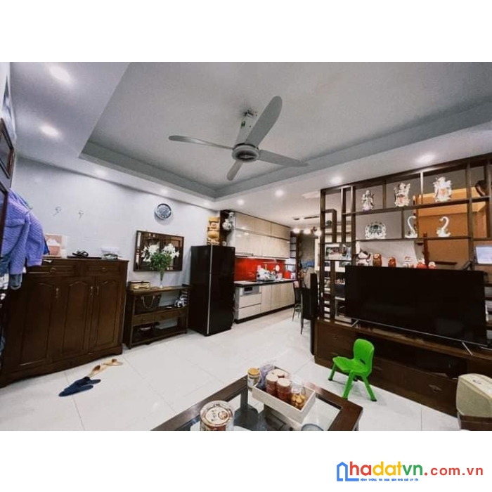Bán nhà mới xây hoàng hoa thám, 5 phút ra hồ tây, giá 5.3 tỷ (có tl)