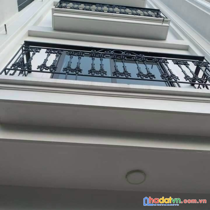 Chỉ nhỉnh 3 tỷ sở hữu ngay nhà đẹp ngô gia tự (long biên) 52m2 - ô tô đỗ cửa - full nội thất