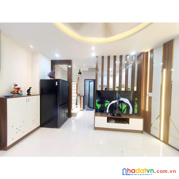 Nhà mới 4 tầng đường xe hơi nguyễn du, p.7, gò vấp 45m2 chỉ 6,5 tỷ