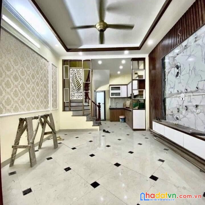 Siêu hiếm có, bán nhà ái mộ, 36m2, 5 tầng, nhỉnh 3 tỷ