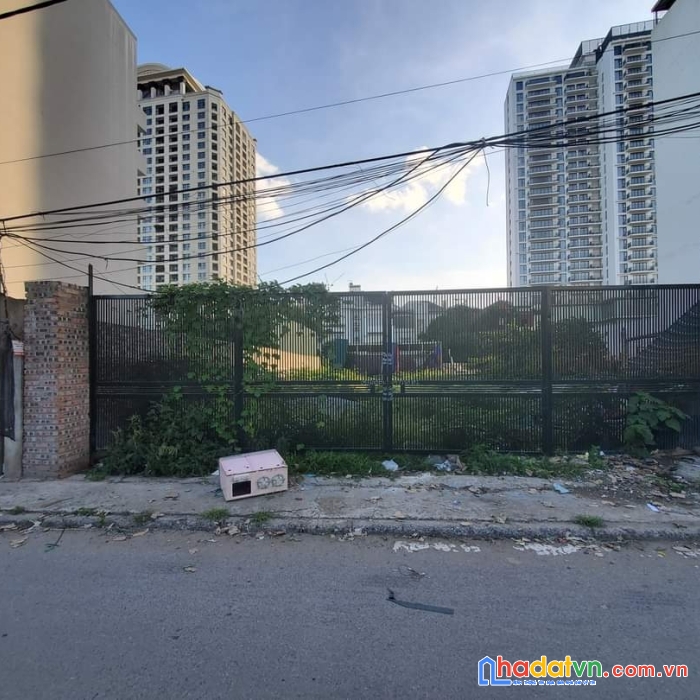 Bán đất mặt phố trịnh công sơn  380m, mt 13m, giá 58 tỷ.