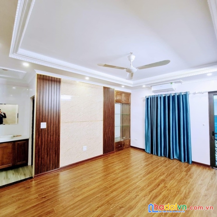 Bán nhà gấp khúc thừa dụ 45m2, 4 tầng, mt 3,5m, giá 5,3 tỷ.