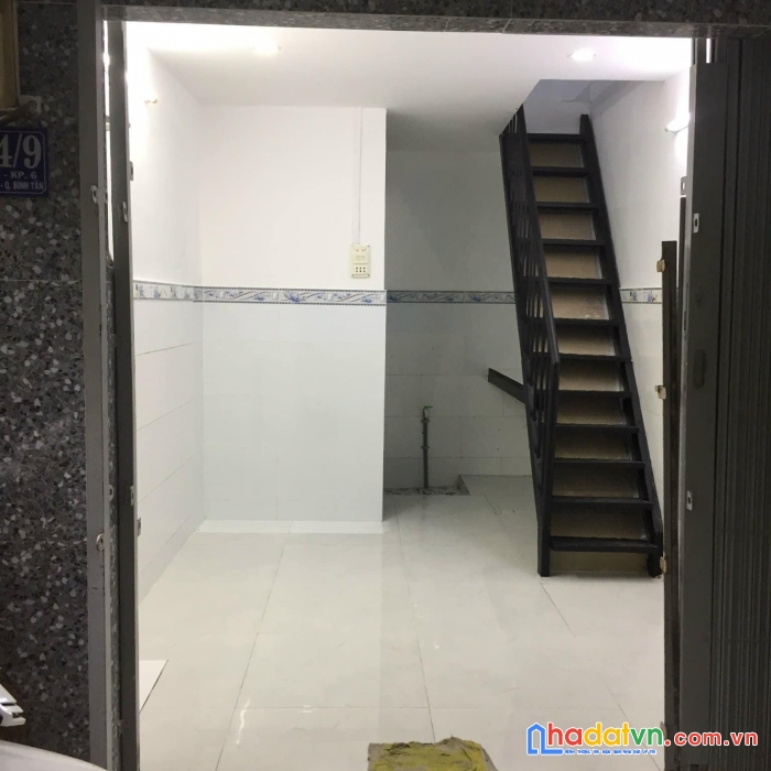 Bán nhà đường số 5 bình tân, sát nguyễn sơn tân phú giá 1330 triệu