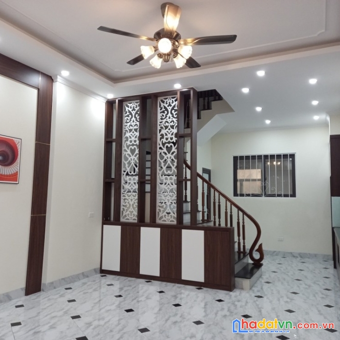 Bán nhà phường ngọc hà, phân lô, ô tô tránh, 35m2, 4t giá chỉ 5.3 tỷ.