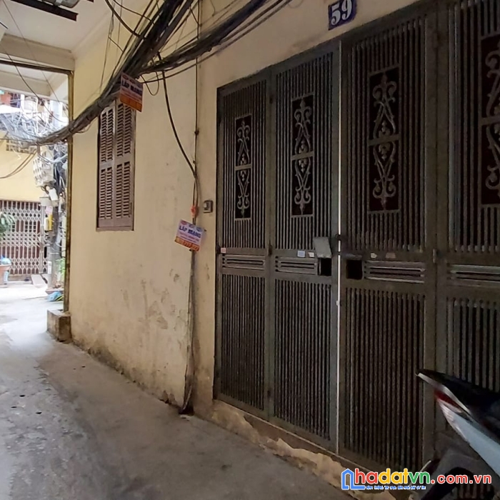 Trung tâm đống đa – nhà  mặt ngõ -  thoáng trước sau – ô tô cách 5m.