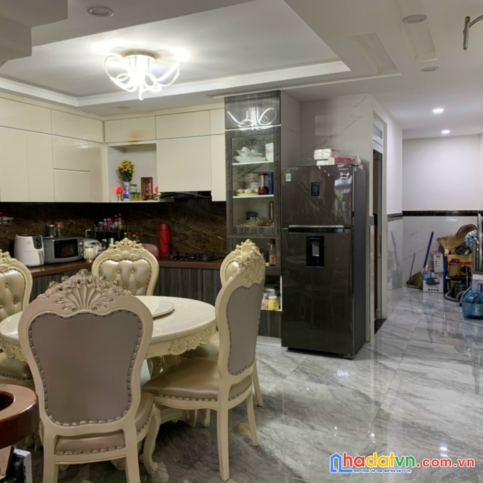 Chính chủ cần bán  gấp nhà  gần dương đình nghệ  , sơn trà  : diện tích: 80m , ô tô ,3tầng : mt