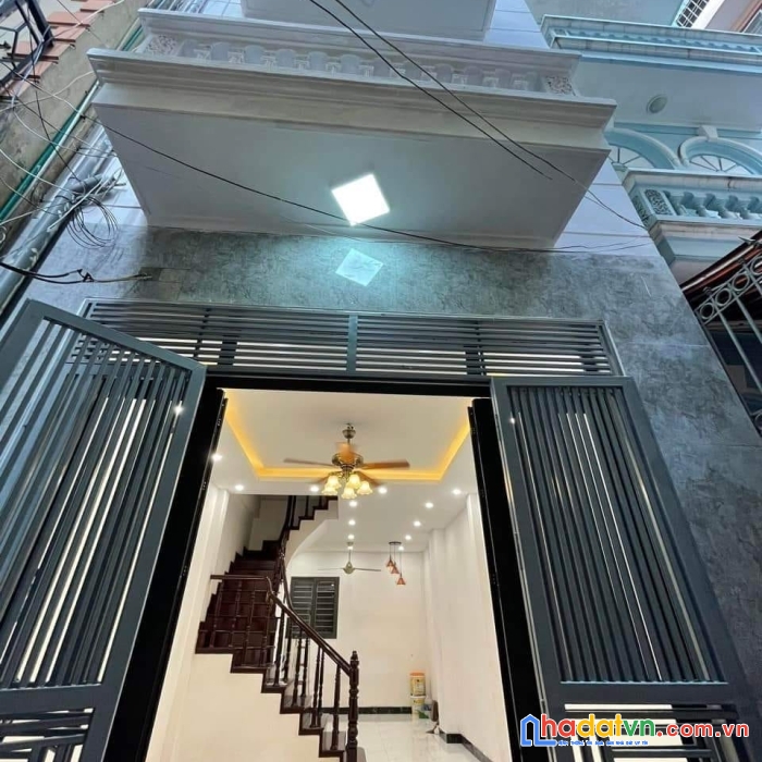 Đống đa – siêu phẩm nhà đẹp – 42m² - 5 tầng – giá chỉ 5.1 tỷ.