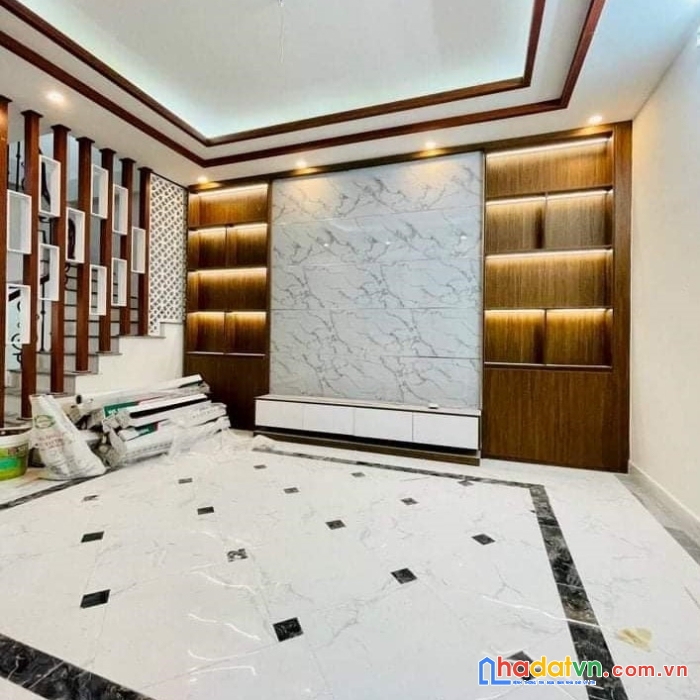 Bán nhanh nhà thanh xuân  s 45m2 6t mt 4m 6 tỷ ô tô vào tận nhà.