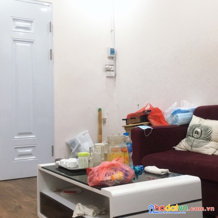 Chính chủ -  xã đàn, 3 tầng, giá  nhỉnh 5ty ,sổ đỏ nở hậu, vị trí đẹp, oto đỗ cửa
