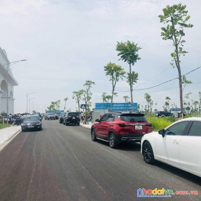 Đón sóng du lịch tiền hải 2022 với đất nền sổ đỏ trao tay, mặt đường 30m 221a. lh 0948099974