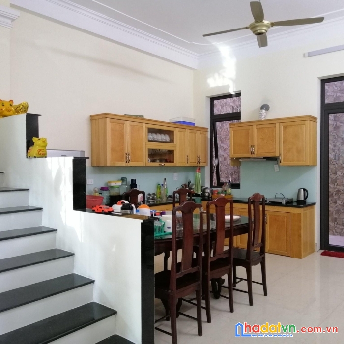 Rất cần bán nhà tại nghi tàm tây hồ - nhà đẹp 5 tầng - mới xây hiện đại - mua có thể ở ngay