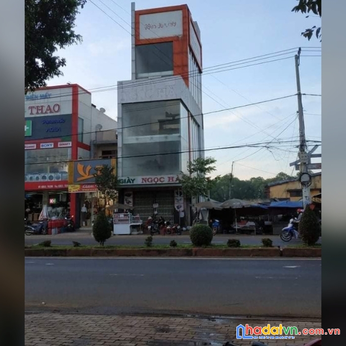 Bán nhà mặt tiền 5 tầng tại 167 đường nguyễn tất thành, thị trấn đắk mil, huyện đắk mil, đắk nông