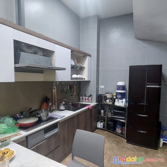 Bán nhà phố hồng tiến, long biên, 50m, 5 tầng, giá 5.75 tỷ, ô tô, nội thất đầy đủ(0389160730)