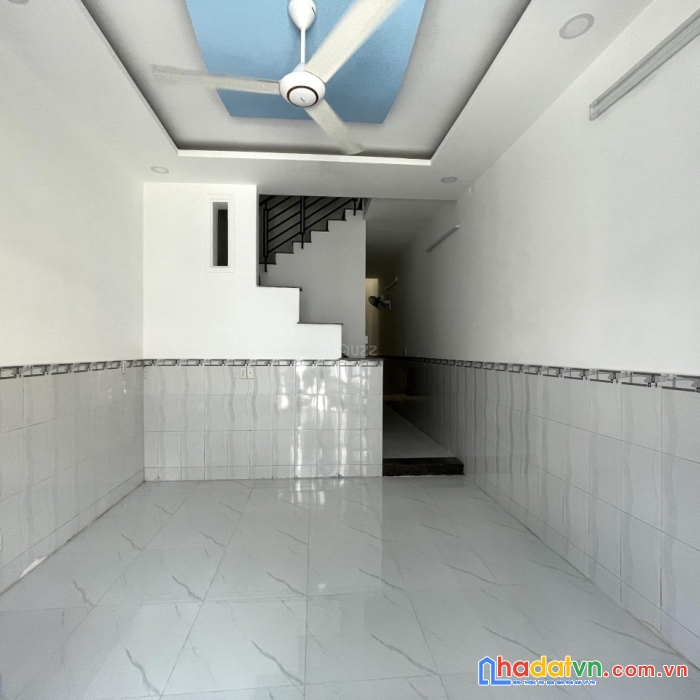 Nhà mới, bình trị đông, 50m2, 2 tầng, hẻm xe tải, 4.4 tỷ,