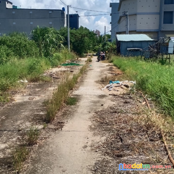 Bán đất khu gv nguyễn trãi và gv hùng vương, p vĩnh quang, tp rạch giá, kg. 131