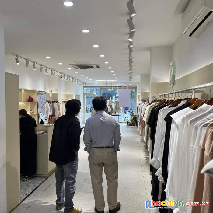 Hiếm dã man - phố bà triệu - hai ba trưng, 190m2 x 5 tầng, mt:5.5m, giá 114 tỷ.