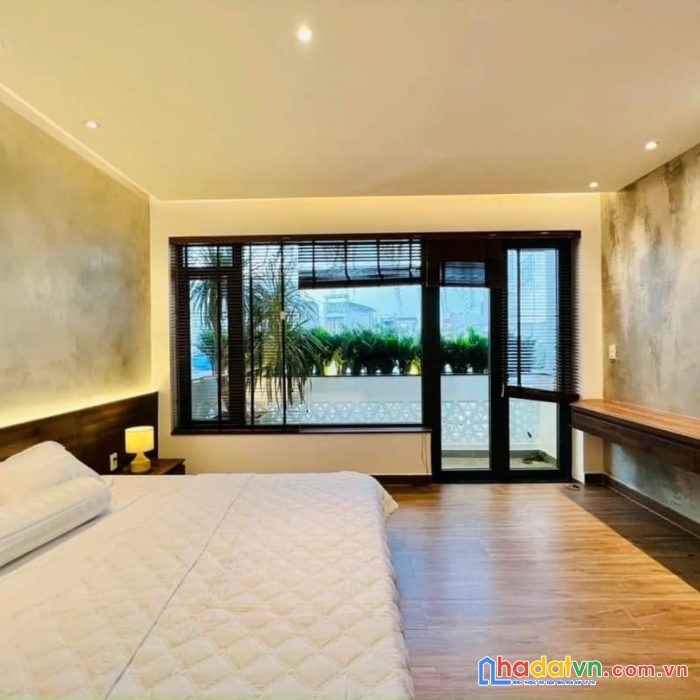 Bán nhà hẻm xe hơi hòa bình, tân phú 4 tầng, 3 phòng ngủ chỉ 5 tỷ3
