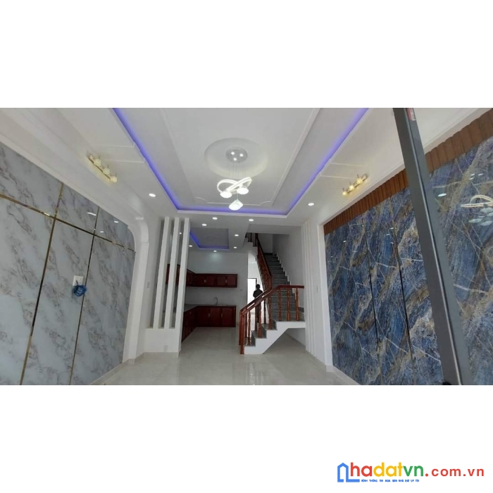 Bán nhà chỉ 2 tỷ 7, ngang 4.5, hxh phạm văn bạch, tân bình, vào ở ngay