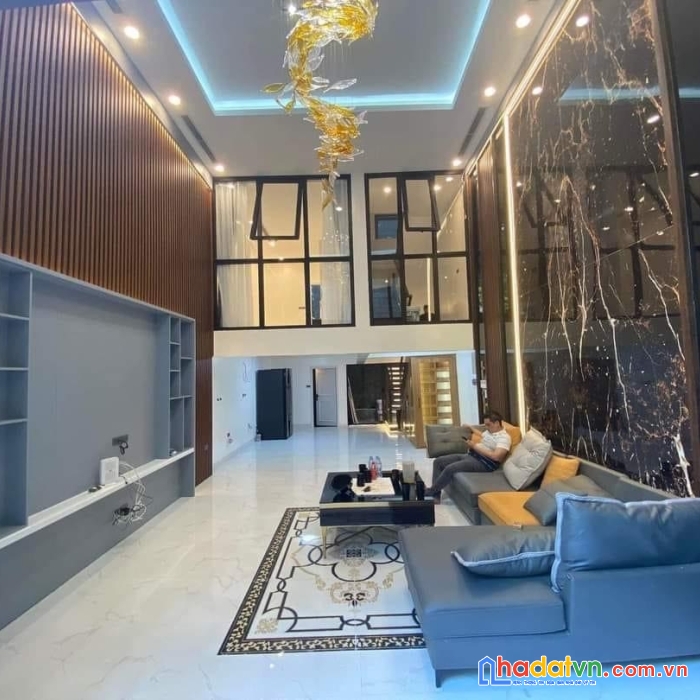 Bán nhà mặt phố giáp nhị, hoàng mai 55m, 7t thang máy, ô tô, lô góc nhỉnh 10 tỷ.