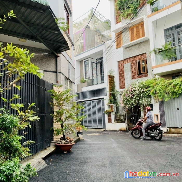Đất duy nhất dt 75m2 ngang 5m đường 11 thông hxh 5m trường thọ hướng đi q2