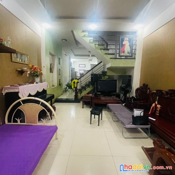 Bán nhà ấp chiến lược, q bình tân chỉ 9.5 tỷ, 4.5x20m, mặt tiền 13m.