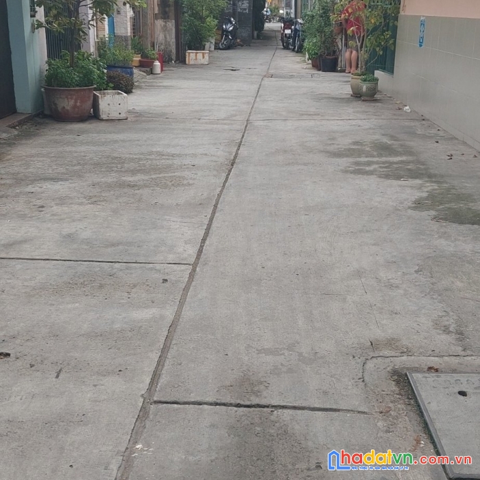 Bán gấp nhà 4pn, hxh, quận 8, giá chỉ 5,3 tỷ