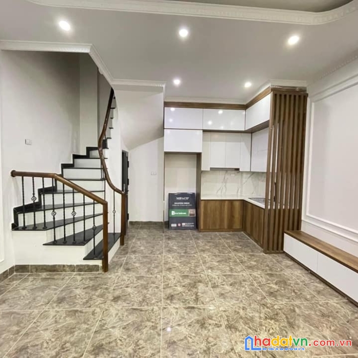 Bán nhà đẹp giá rẻ thích hợp hộ gia đình-trường chinh- đống đa 40m2 4.65 tỷ