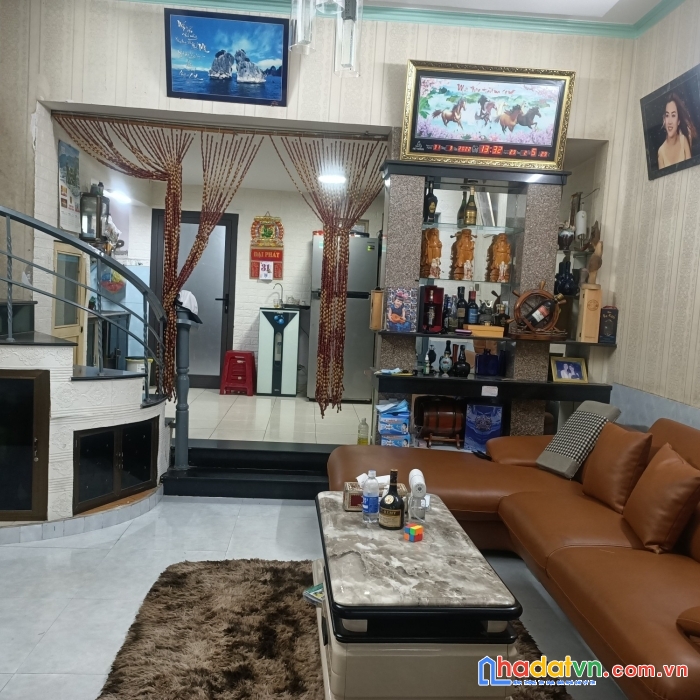 Cần bán căn nhà mặt phố phường khuê trung, cẩm lệ, diện tích 70m2. 2 tầng