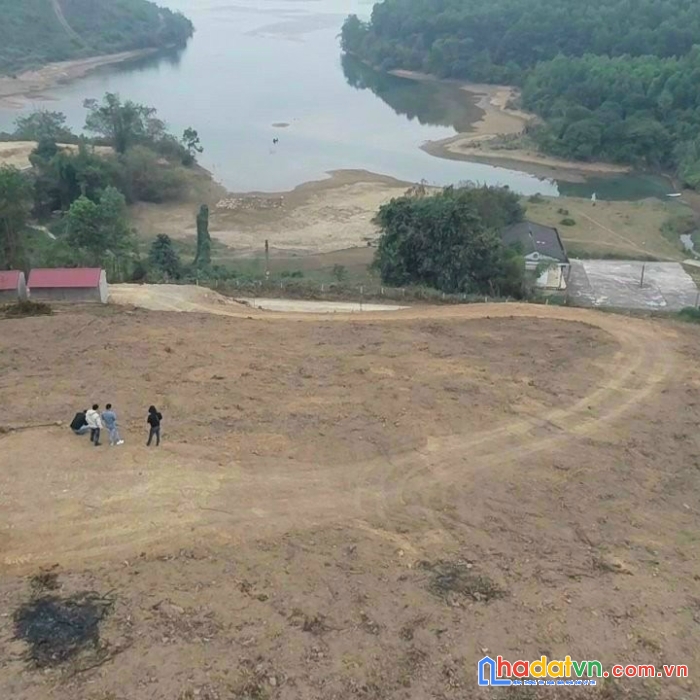 Bán đất thành phố hòa bình rt 4171m view hồ ,bám đường nhựa giá chưa tới 3 tr /m