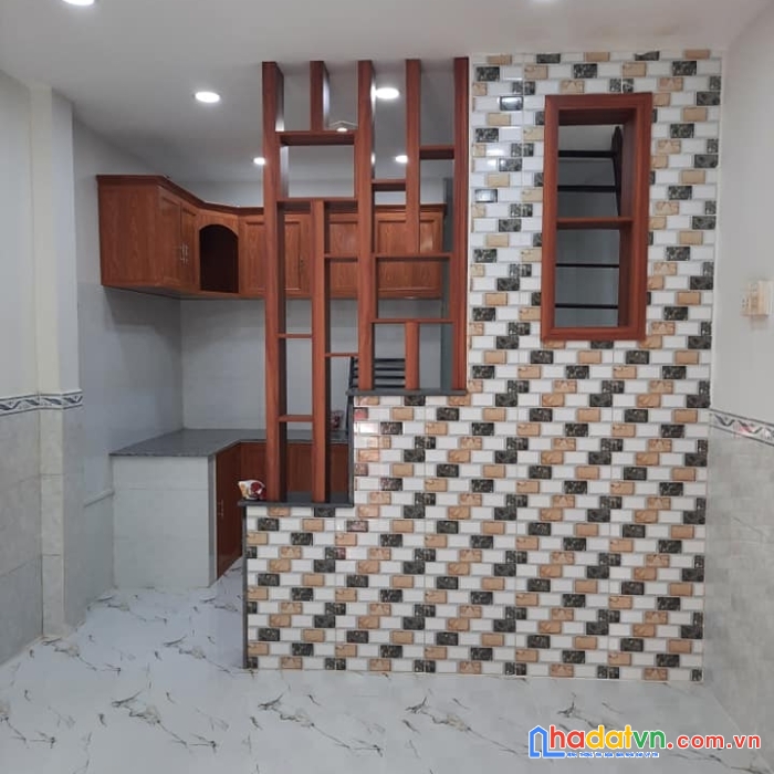 Bán nhà bình tân gần lê văn quới 1 trệt 1 lầu chỉ 2ty8