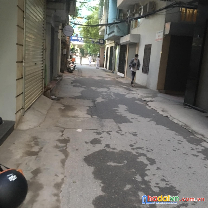 Đường láng– nhà nhỏ xinh – kinh doanh – ô tô chạy vòng quanh – tầm tiefn hiếm