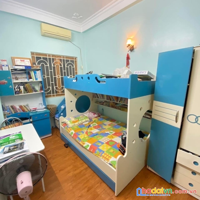 Đường láng – ngõ nông – nhà mới đẹp ở ngay – diện tích rộng – ba bước ra phố