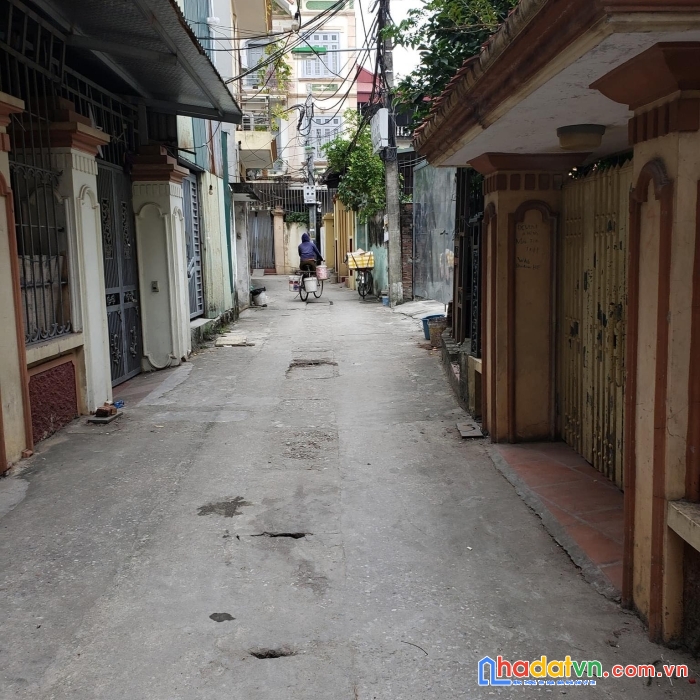 Đất đông mỹ dt:70m2 oto tránh ,kinh doanh tốt giá :2.85tỷ