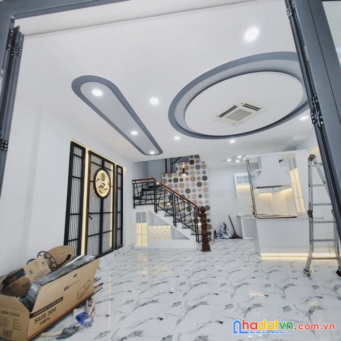 Vào ở ngay! bán căn nhà đẹp sát mặt tiền, dtsd 110m2 (ngang 5m). giá chỉ 8.65 tỷ