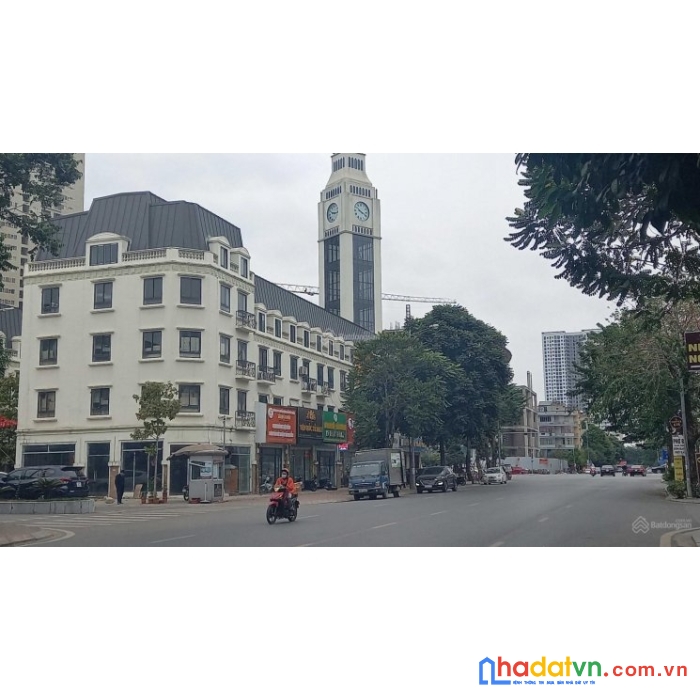Cực phẩm kinh doanh khu đô thị văn phú, 145m2 mặt tiền 10m, vỉa hè rộng, dòng tiền 600 tr/năm