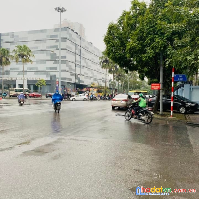 Bán đất mặt phố hà cầu, giáp metro, 120m2, 8,4m tiền, kinh doanh, chỉ 22 tỷ.
