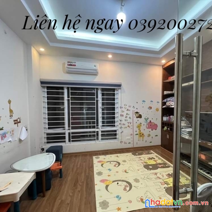 Bán gấp nhà 36m2_5tầng_mt5m_3.95tỷ_2 mặt thoáng_gần oto gần phố chùa hà cầu giấy