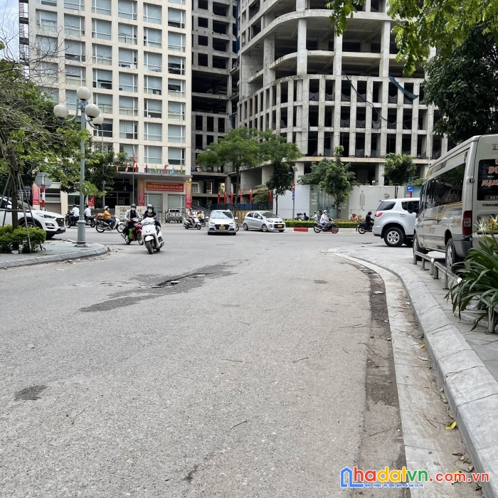 Bán nhà lê văn lương, thanh xuân, 25mx4t, chỉ 2.3 tỷ