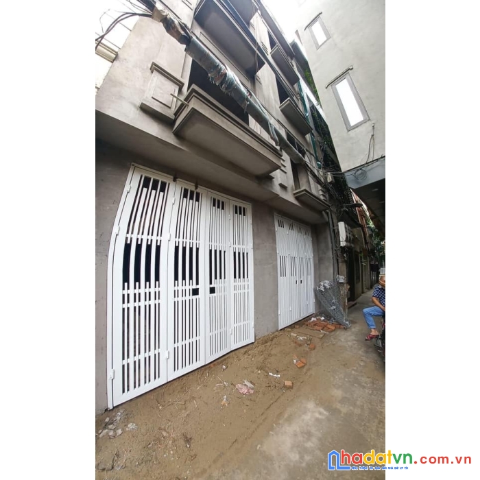 Bán nhà tứ liên phân lô 39m x 5 tầng 5.35 tỷ