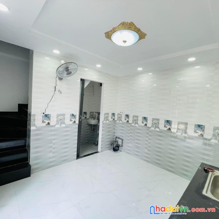 Bán nhà nhỏ xinh thích quảng đức phù hợp mua cho con đi học, đi làm chỉ 2.55 tỷ. lh 0386372900