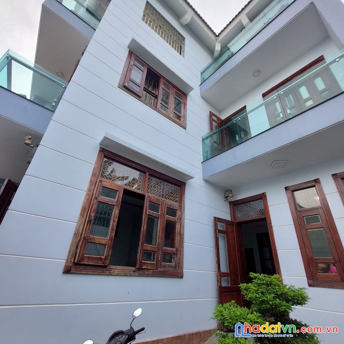 5.9 tỷ biệt thự mini 3 tầng gần chợ hiệp bình 120m2