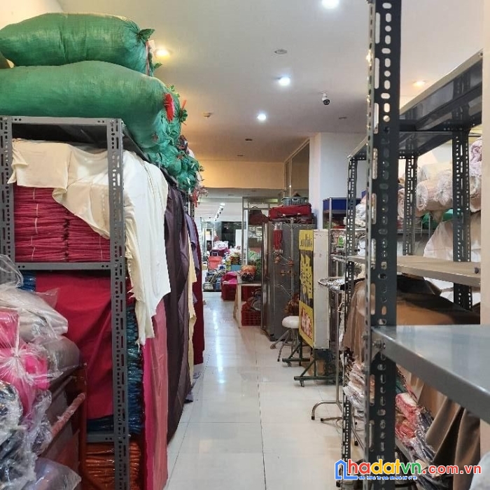 Mặt tiền kinh doanh lũy bán bích, tân phú, 5 tầng cần bán gấp.