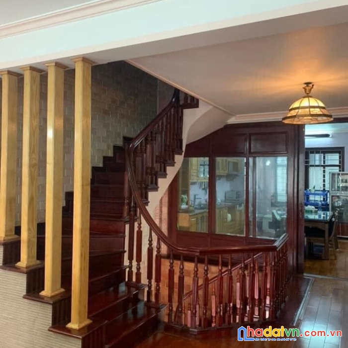Bán nhà đẹp kim giang , gần ô tô , kinh doanh, tặng nội thất, dt 68m2x5t, mt 5m, giá 4.64 tỷ