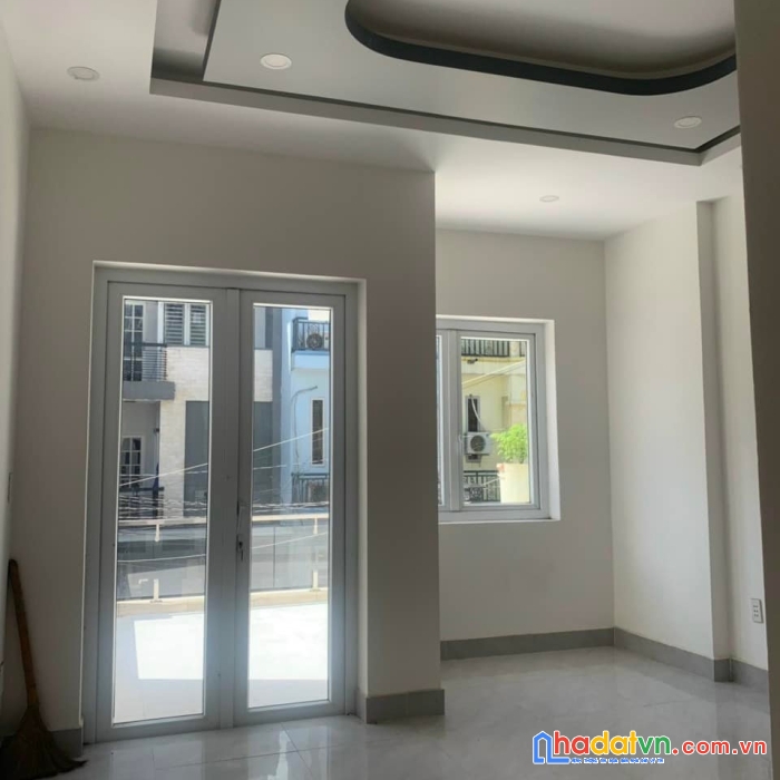 Cần bán nhà phan huy ích p15 tân bình 2 lầu ô tô ngủ trong nhà 7.2 tỷ 64m2 rất đẹp an ninh