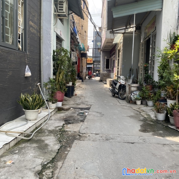 Chủ gửi bán nhà nhỏ xinh giấy tờ kk 99 xã trung chánh cách nguyễn ảnh thủ chỉ 50m